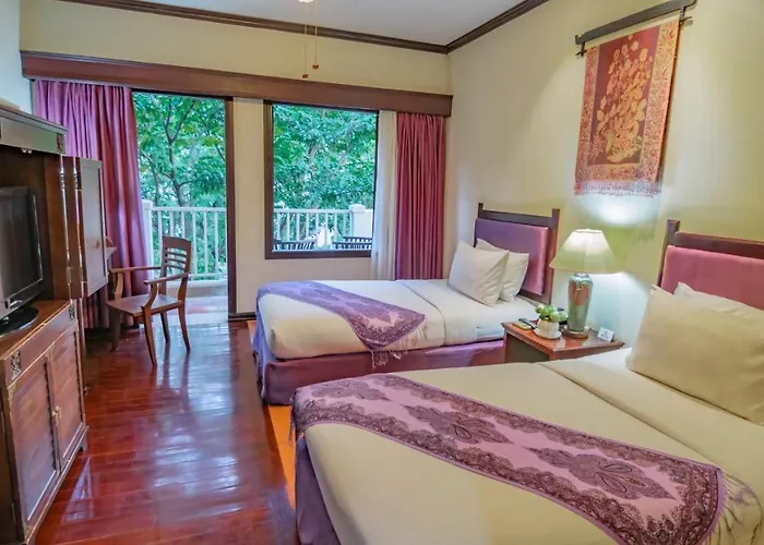 Grand Sunset Angkor