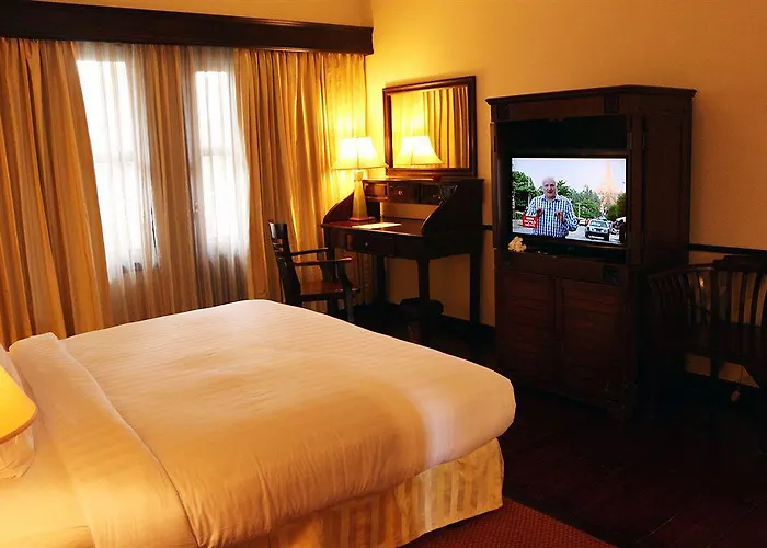 Grand Sunset Angkor Hotel 4*